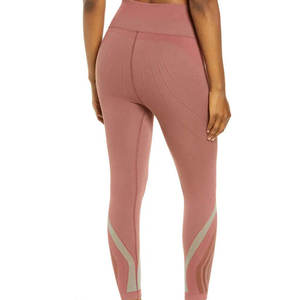 Mallas de entrenamiento con logotipo impreso personalizado para mujer Nuevo estilo Spandex/Nylon Scrunch Butt Pants con cierre de cintura elástica - Product Image 3