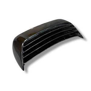 Rejilla trasera de plástico negra para Lambretta GP / DL - Product Image 1