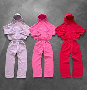 Conjunto de sudadera y pantalones deportivos de algodón de alta calidad, diseñado con tela de primera calidad para una comodidad unisex en la moda de invierno. - Product Image 6