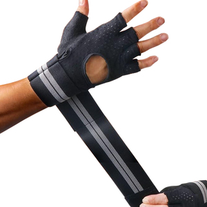 Gants de fitness en cuir respirants demi-doigts antidérapants pour hommes et femmes pour l'haltérophilie Top Seller Sports Gym Workout Gloves - Product Image 3