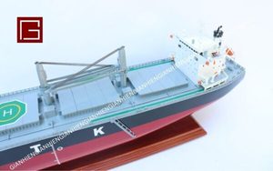Gia Nhien Fabricant Approuvé Conception Personnalisée Basse quantité minimale de commande Navires Commerciaux HTK GALAXY MODÈLE DE BATEAU EN BOIS _ ARTISANAT EN BOIS - Product Image 3