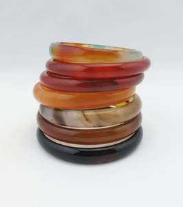 Bracciali in Resina Ecologici di Tendenza 2025, Gioielli Casual Colorati con Motivi Geometrici, Modello Rotondo Grande per Donne - Product Image 5