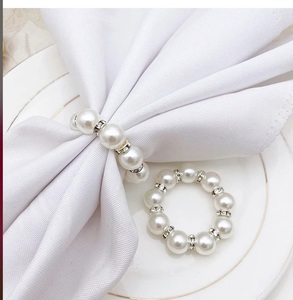 Ensemble de ronds de serviette en perles de strass élégants supports de décoration de table de luxe pour les mariages, les fêtes et les repas formels - Product Image 3