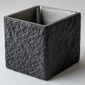 Porte-brosse à dents de luxe moderne pour salle de bain, fabriqué en métal de haute qualité, offrant une résistance supérieure, une finition lisse et fiable - Product Image 1