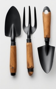 Faucille de jardin en fer rustique polie à la main en finition patinée outil artisanal conçu pour l'utilité et la décoration - Product Image 3