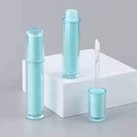 Tube de brillant à lèvres personnalisé de 3 ml, conteneur cosmétique vide avec applicateur floqué, bouchon à vis anti-fuite pour OEM ODM