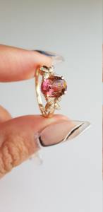 แหวนทองคำแท้ 14K ประดับเพชรและทัวร์มาลีนสีชมพูธรรมชาติ ดีไซน์ดอกไม้ 2026 สำหรับงานแต่งงาน งานหมั้น หรืองานเลี้ยง  แบบยูนิเซ็กซ์ - Product Image 4