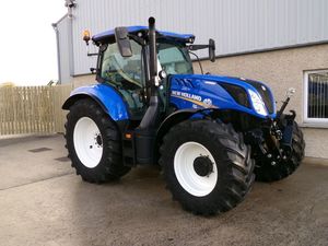 Tracteur agricole d'occasion Holl-andd T6.180 70HP 4WD, parmi les plus vendus - Product Image 3