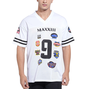 Maillots de football personnalisés sublimés à col en V en mesh pour hommes, noirs, à manches courtes, respirants, vêtements de sport décontractés pour l'extérieur, t-shirts - Product Image 3