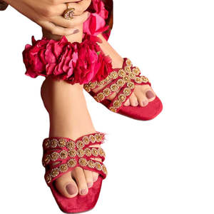 Sandalias de Mujer al por Mayor, de Alta Calidad, Color Sólido, Estampadas, Antideslizantes, con Suela de Cuero Genuino y Terciopelo - Product Image 1