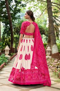 ศิลปะสุดพิเศษในผ้าไหมทัสซาร์พร้อมผ้าพันคอพิมพ์ลาย lehenga choli - Product Image 4