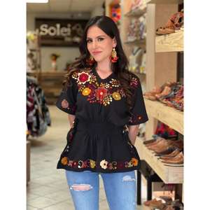 Blusa de algodón blanca con bordado floral para mujer, estilo étnico mexicano, boho, manga corta, peplum, para venta al por mayor - Product Image 3