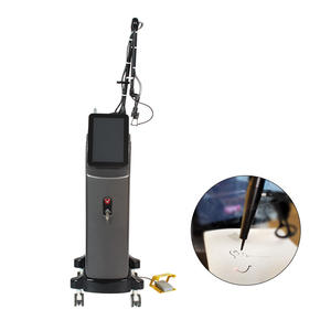 Machine à <span class=keywords><strong>laser</strong></span> CO2 60W approuvée CE pour le traitement de rajeunissement vaginal - Product Image 1