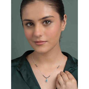 Compre un Mangalsutra de Plata Pura con Baño de Oro, Cadena de Perlas y Diamantes, Estilo Étnico Religioso, Regalo Perfecto para su Esposa - Product Image 4