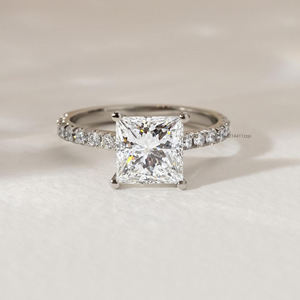 Anillo de compromiso solitario de corte princesa con banda pavimentada tono platino Moissanite diamante anillos de piedras preciosas de boda para mujer - Product Image 5