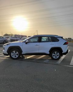 EN BUEN ESTADO, Auto Usado TOYOTA RAV <span class=keywords><strong>4</strong></span>, Equipamiento Completo, 2021, Autos Usados Listos para Enviar a Todo el Mundo - Product Image 3