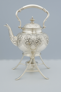 Venta caliente Nuevo diseño Tetera de cobre con soporte Patrón de ganado Forma cuadrada para uso en la cocina - Product Image 4