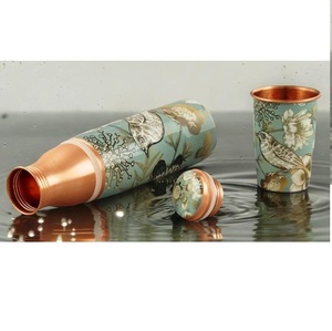Botella de Agua de Cobre con Diseño Martillado, Botella de Agua de Cobre Sólida para Beber, Artículo de Hostelería de Alta Calidad - Product Image 6