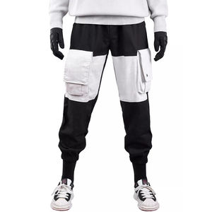Hip Hop Estilo japonés Negro Blanco Streetwear Multi-bolsillos Tallas grandes Pantalones y pantalones de hombre - Product Image 1