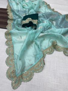 ชุดเดรสส่าหรีผ้าโปร่งบางเนื้อนุ่มงานปักเลื่อมจากอินเดีย - Product Image 5