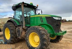 Tractores agrícolas John Deere 7230R usados del año 2011 en venta - Product Image 3
