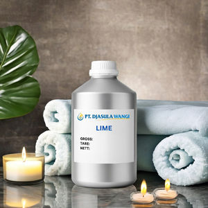 น้ำมันหอมระเหยมะนาว 100% บริสุทธิ์ ได้จากเปลือก ให้ความสดชื่น หอมหวานอ่อนๆ กลิ่นซิตรัส ใช้กันอย่างแพร่หลายในอโรมาเธอราพีและการดูแลผิว - Product Image 3