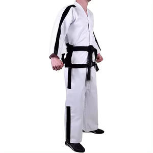 Combinaisons de karaté en coton unisexe en gros, uniformes de taekwondo de haute qualité pour hommes et femmes, logo personnalisé, vêtements d'arts martiaux - Product Image 3