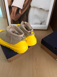 أحذية شتوية دافئة للرجال من ماركة وانغ الأصلية عالية الجودة لعام 2026، أحذية ثلج متوسطة الارتفاع باللون الأصفر - Product Image 3