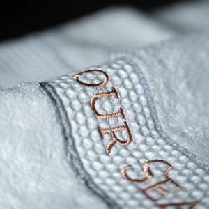 Bộ khăn tắm tiêu chuẩn khách sạn bán chạy tại nhà máy, đặt may theo yêu cầu, 100% cotton Terry, siêu mềm mại và thấm hút, khăn tay, hộp quà tặng - Product Image 3