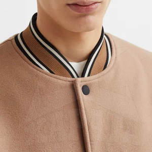 Veste d'hiver pour homme avec logo personnalisé, style Letterman, col montant, en laine/cuir, respirante, nouveau style, vente chaude - Product Image 4