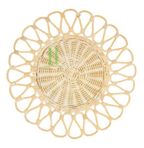 BEST SELLER Assiette de présentation en forme de fleur en rotin tressé naturel fait main de haute qualité en provenance du Vietnam - Product Image 2