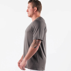Camiseta Popular de Cuello Redondo y Manga Corta para Hombre, Estilo Básico para el Día a Día, Colores y Tallas Personalizadas, Apta para Impresión de Logotipos, Venta al Por Mayor - Product Image 2