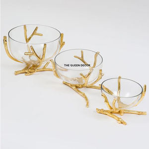 Bol de service rond antique en acier métallique avec un élégant support argenté, bol de service avec une finition haut de gamme - Product Image 3