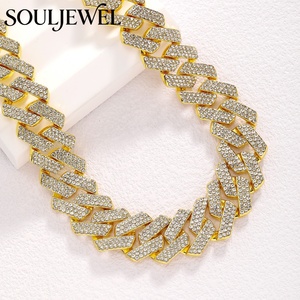 Souljewel Cadena Cubana de Eslabones Romboidales con Incrustaciones de Diamantes de Imitación, Collar Hip Hop Chapado en Oro Cobre con Cierre a Presión, Joyería Streetwear Unisex - Product Image 1