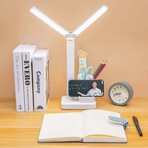 Lampada da Scrivania LED a Doppia Testa Stile Industriale, 3 Modalità di Illuminazione, Controllo Touch, Paralumi Bianchi e Neri in Metallo per Hotel e Camera da Letto, Alimentazione AC/DC/Batteria - Product Image 5