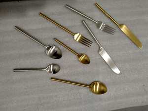 Ensemble de couteaux de couverts en acier inoxydable or mat de luxe pour le bureau et les fêtes - Product Image 2