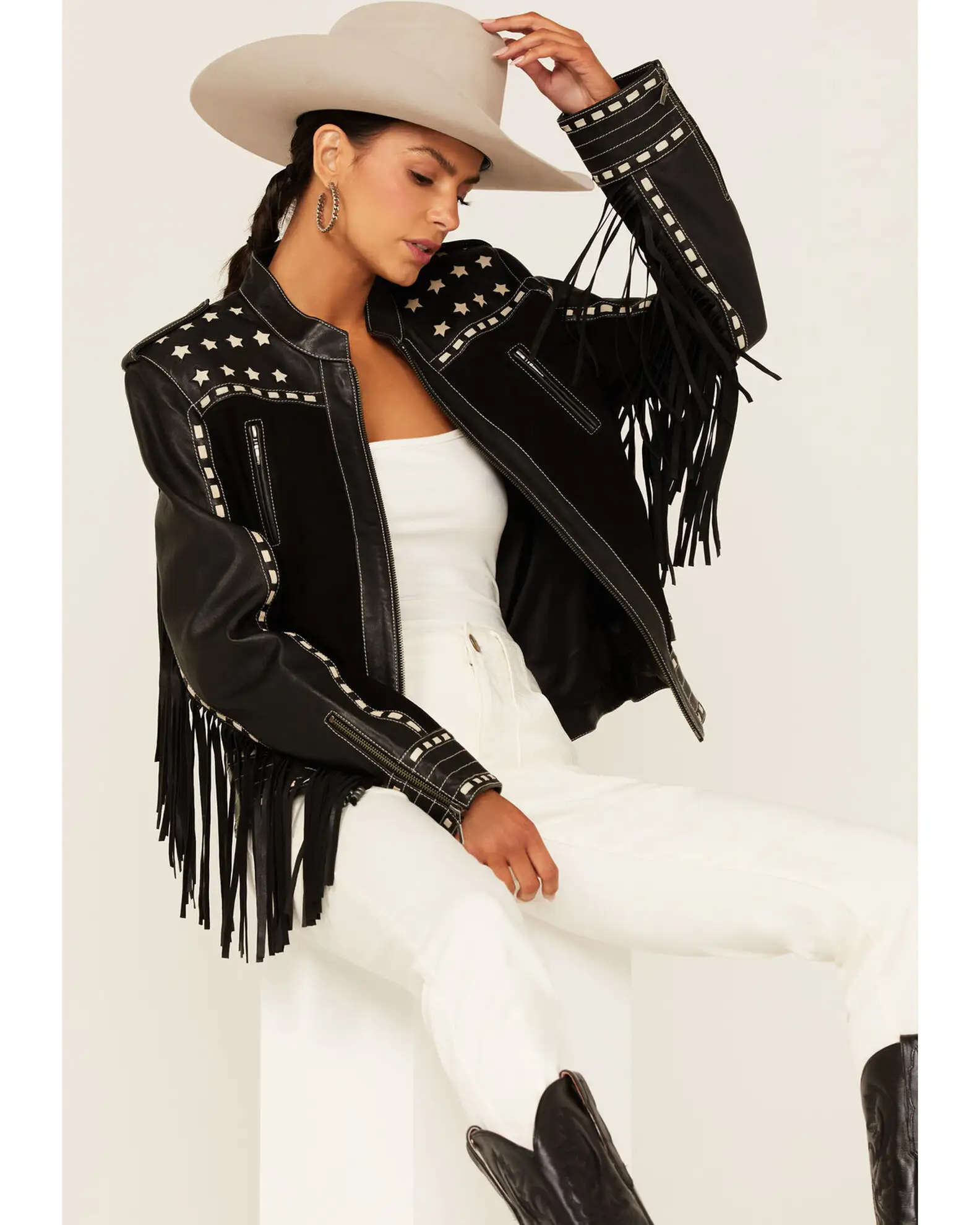 Giacca corta da motociclista in vera pelle Western cowgirl con frange per le donne/giacca con frange in morbida pelle di pecora di ultimo design