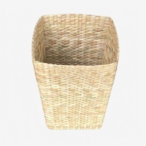 Natural Seagrass Straw Handmade Bag Women Fashion 2023 Modern Factory Supplies Summer Beach Straw Storage Bags & <b>Baskets</b> - Product Image 4