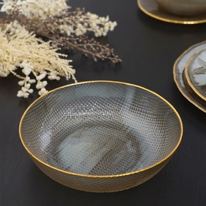 Bol de service en verre noir au design luxueux, décoratif pour table, lavable, en stock, pour la maison, la cuisine, les hôtels, les restaurants, les fêtes - Product Image 6