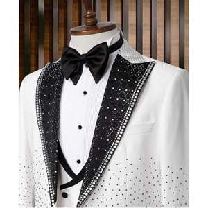 Traje de esmoquin blanco para hombre, 80% lana, corte ajustado, elegante, para bodas, con cierre de botón en el pantalón, detalles de pedrería, para eventos formales y fiestas. - Product Image 2