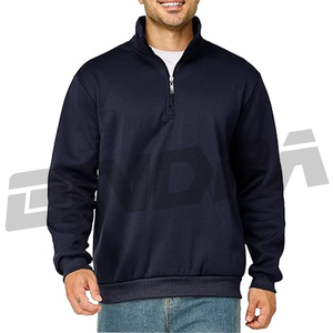 Le pull-over matelassé à fermeture éclair quart pour hommes à manches longues offre une coupe moderne, chaude et douce, parfaite pour les journées fraîches. - Product Image 1