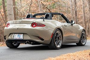 Mazda MX-5 Miata Grand Touring 2024 d'occasion en excellent état - Product Image 5