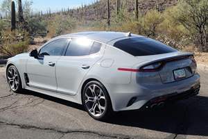 KIA Stinger Tribute Edition 2021 Usado en Excelentes Condiciones, Tracción en las Cuatro Ruedas, Sin Accidentes, Volante a la Izquierda/Derecha - Product Image 3