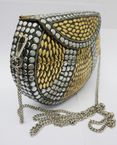 Sac à main rond en métal mosaïque pour femmes, tendance été 2024, sac à main / pochette / sac à main pour femmes, par le fournisseur indien Tyntra Inter - Product Image 2