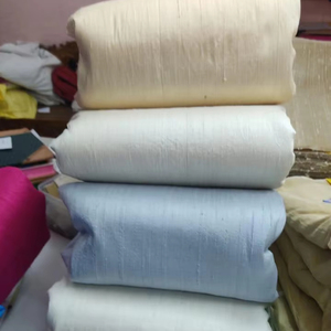 Kurta เสื้อเบลาส์ผ้าไหมหม่อนแท้ทำจากวัสดุแฟนซีธรรมดา - Product Image 1
