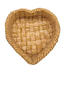 Wholesales Heart Rattan Wicker Storage Baskets for kitchen decorate and storage Handmade Ready To Ship From Thailand