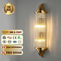 Lampe murale de luxe post-moderne, luminaire décoratif d'intérieur, idéal pour un salon, un mur de fond, un couloir d'hôtel, des escaliers, une chambre à coucher ou une table de chevet, en cristal