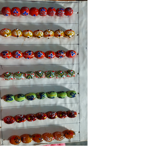 Cuentas de Vidrio de Colores Variados de la Marca Conifer Hechas a Medida con Tamaños Personalizados para Tiendas de Cuentas y Diseñadores de Joyas - Product Image 1