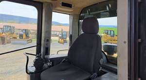 Livraison gratuite Chargeuse sur chenilles CATERPILLAR 953C Cabine EROPS avec chauffage/climatisation Radio fonctionnelle Chargeuse sur chenilles avec godet à dents - Product Image 6