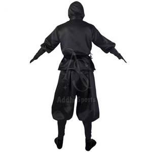 Uniforme Ninja léger avec tissu flexible pour un mouvement facile et des sessions d'entraînement - Product Image 6